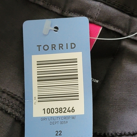 Torrid Utility Crop Pants - Picture 4 of 10